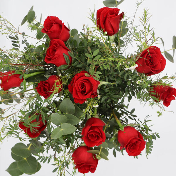 Ramo Wild Red - "Dilo sin filtros" (12 Rosas)